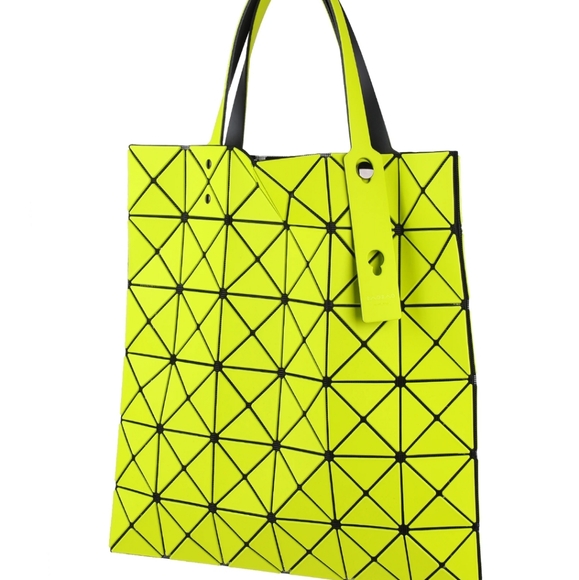 BAO BAO ISSEY MIYAKE Tote - Picture 11 of 16
